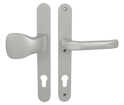 Kľučky na spevnených oválnych štítoch bez prekrytia vložky Strieborný LR