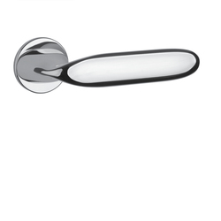 Kľučky na okrúhlych rozetách Strieborný APRILE