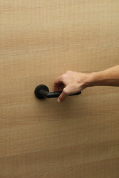 Kľučky na okrúhlych rozetách Čierny LINEA CALI