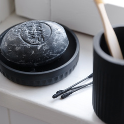 Misky na mydlo / mydlovničky Čierny SMEDBO