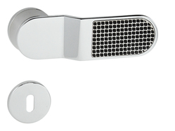 Kľučka na dvere MI - ICE 5 GUMA - R CHL/CHM/CHL - chróm lesklý/chróm matný/chróm lesklý  (CRCS/CR) | MP-KOVANIA.sk