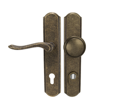 Kľučky na spevnených rustikálnych štítoch s prekrytím vložky Bronzový Mariani