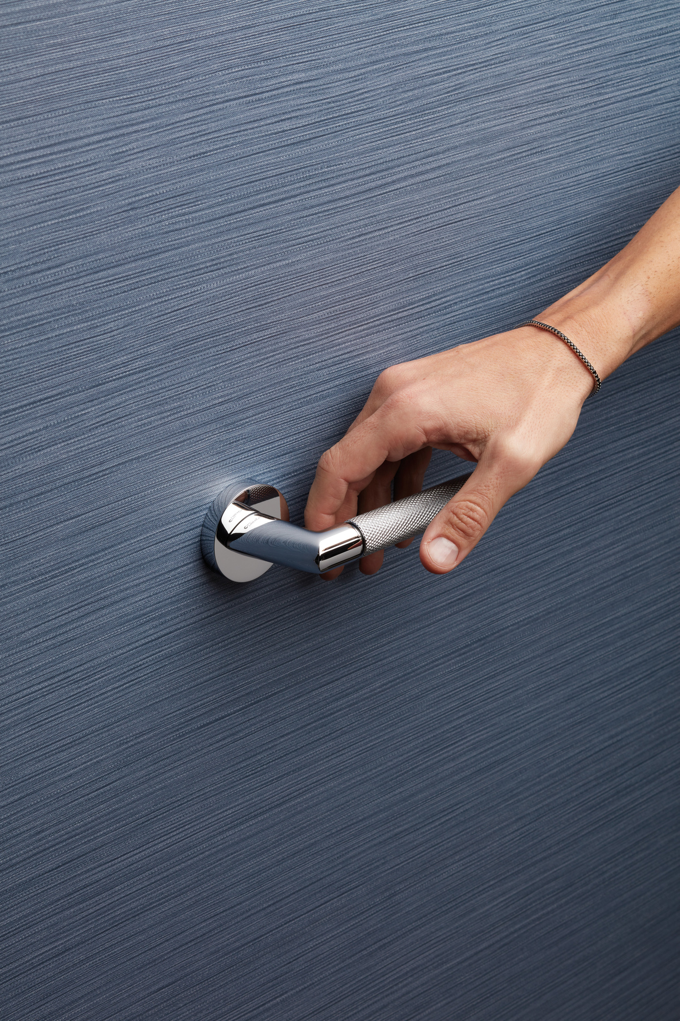 Kľučka na dvere LI - GRIP 1705 - R 023  rozety PZ|kľučka/kľučka