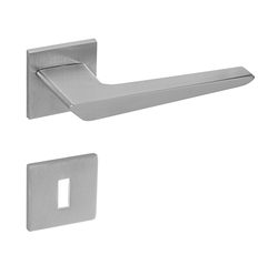 Kľučky na hranatých rozetách Strieborný Tupai