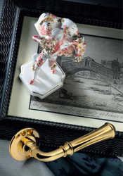 Kľučky na okrúhlych rozetách Zlatý COLOMBO