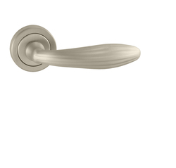 Kľučky na okrúhlych rozetách Strieborný Tupai