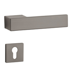 Kľučky na obdĺžnikových rozetách Sivý APRILE