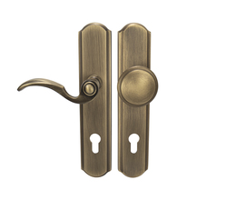 Kľučky na spevnených rustikálnych štítoch bez prekrytia vložky Bronzový Mariani