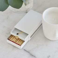 Zápalky a podpaľovače Biely SN