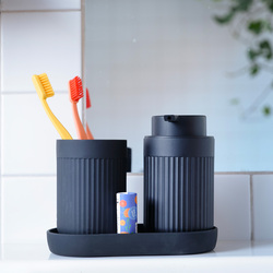 Držiaky na kefky a dózy Čierny SMEDBO