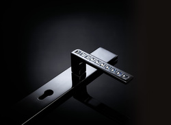 Kľučky na hranatých rozetách Strieborný LINEA CALI