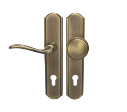 Kľučky na spevnených rustikálnych štítoch bez prekrytia vložky Bronzový Mariani