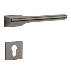 Kľučky na obdĺžnikových rozetách Sivý APRILE