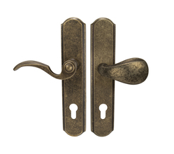 Kľučky na spevnených rustikálnych štítoch bez prekrytia vložky Bronzový Mariani