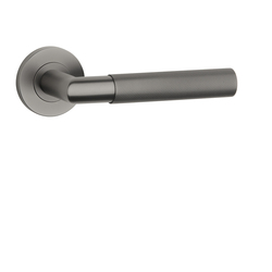 Kľučky na okrúhlych rozetách Sivý STERK