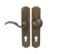 Kľučky na spevnených rustikálnych štítoch bez prekrytia vložky Bronzový Mariani