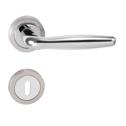 Kľučka na dvere UC - VERONA - R CHL/NEM - chróm lesklý (MP22)/nerez matná | MP-KOVANIA.sk