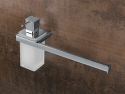 Dávkovače mydla Strieborný COLOMBO