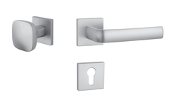 Kľučky na hranatých rozetách Strieborný APRILE