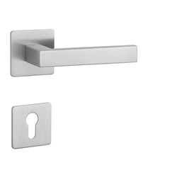 Kľučky na hranatých rozetách Strieborný STERK