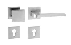 Kľučky na hranatých rozetách Strieborný Tupai