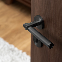 Kľučky na okrúhlych rozetách Čierny JNF