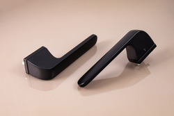 Kľučky na obdĺžnikových rozetách Čierny APRILE