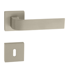 Kľučky na hranatých rozetách Strieborný Tupai