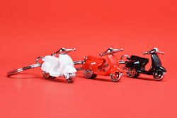 KĽÚČENKY Červený MTM