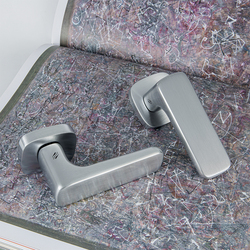 Kľučky na hranatých rozetách Strieborný COLOMBO