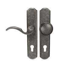 Kľučky na spevnených rustikálnych štítoch bez prekrytia vložky Sivý Mariani